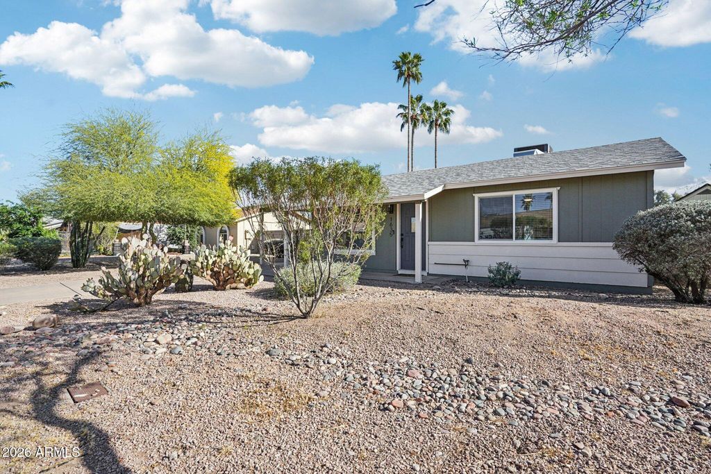 1635 W PLANA Avenue, Mesa, AZ 85202 — photo 3