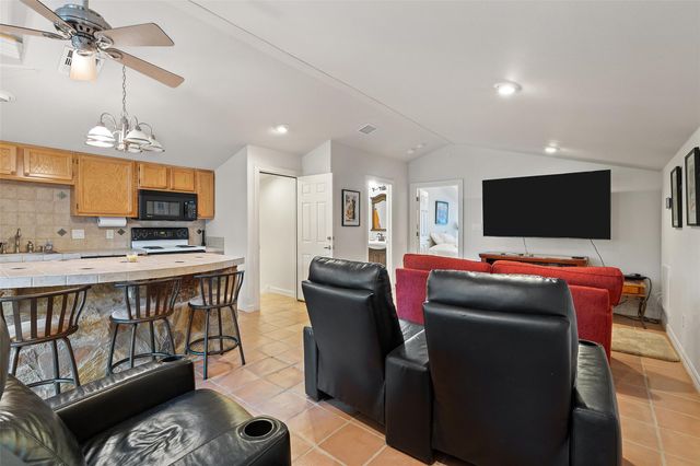 17743 Reed Parks RD W, Jonestown, TX 78645
