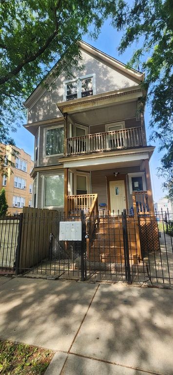 2032 N Kostner Avenue 3, Chicago, IL 60639