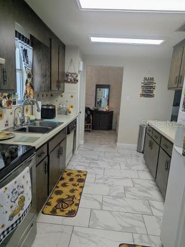 7510 PINEAPPLE LANE, Port Richey, FL 34668