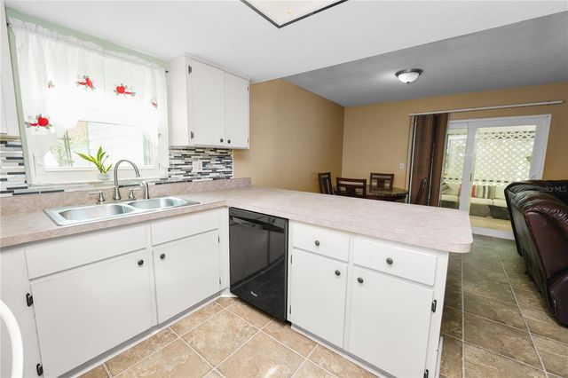 4820 PRESIDENTIAL STREET, Seffner, FL 33584
