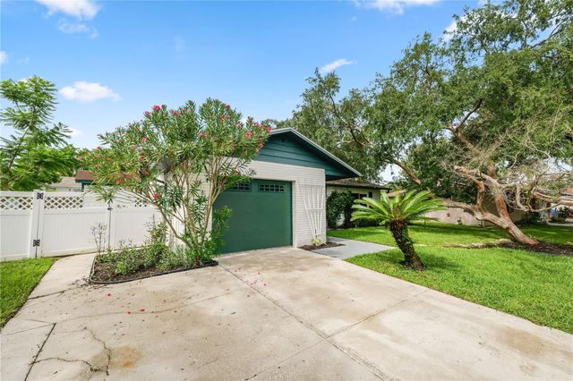 4820 PRESIDENTIAL STREET, Seffner, FL 33584