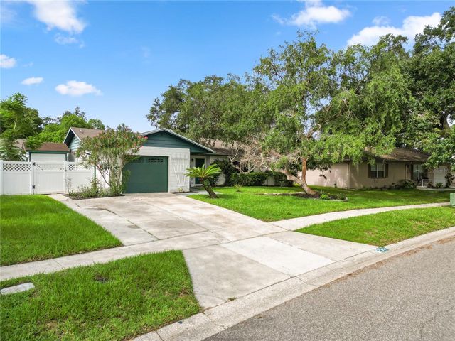4820 PRESIDENTIAL STREET, Seffner, FL 33584