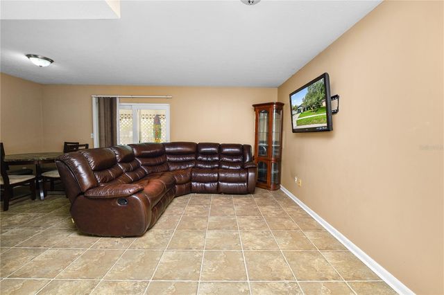 4820 PRESIDENTIAL STREET, Seffner, FL 33584