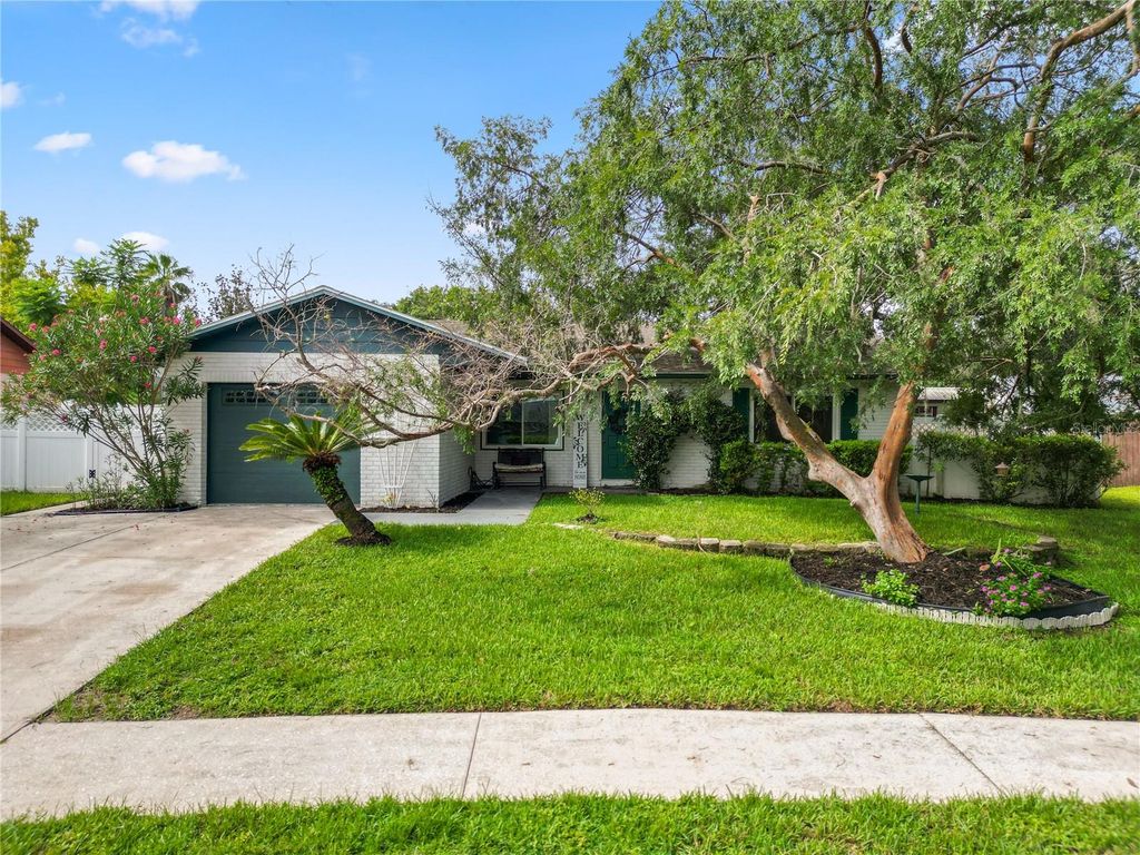 4820 PRESIDENTIAL STREET, Seffner, FL 33584