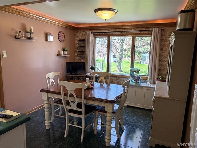 72 Fieldstone Drive, Grand Island, NY 14072