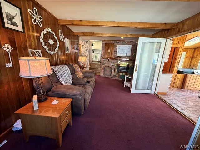 72 Fieldstone Drive, Grand Island, NY 14072