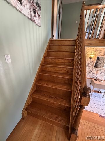 72 Fieldstone Drive, Grand Island, NY 14072