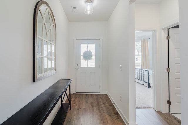 9016 Gant Dr, White House, TN 37188