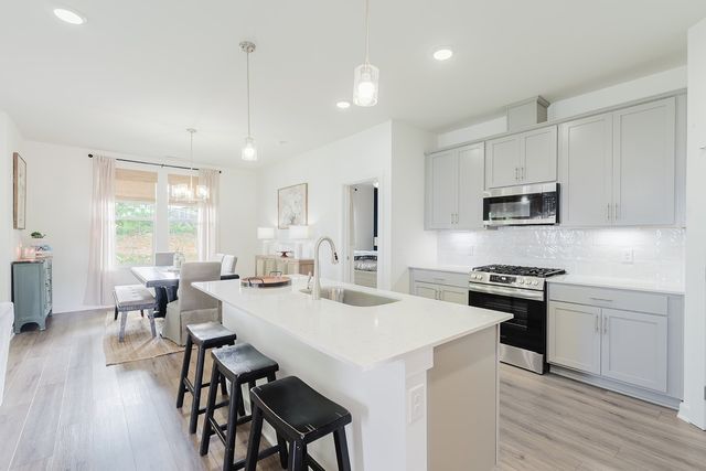 9016 Gant Dr, White House, TN 37188