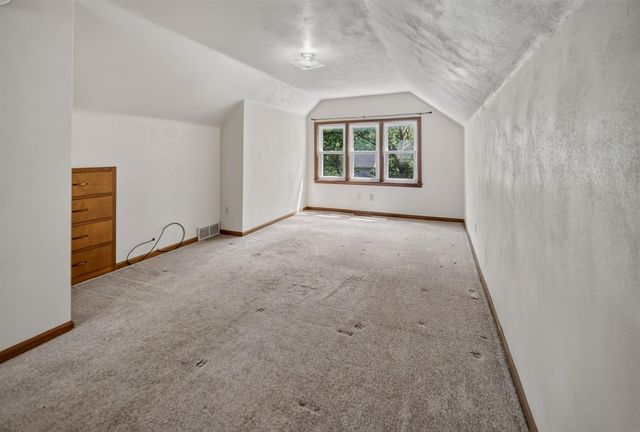 314 Leonard Avenue, Waterloo, IA 50703