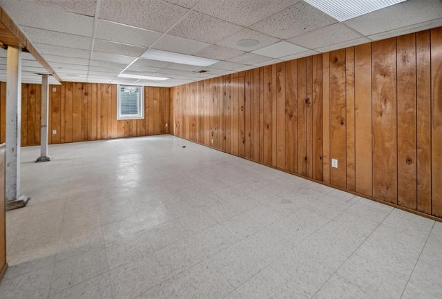 314 Leonard Avenue, Waterloo, IA 50703