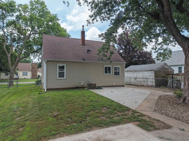 314 Leonard Avenue, Waterloo, IA 50703