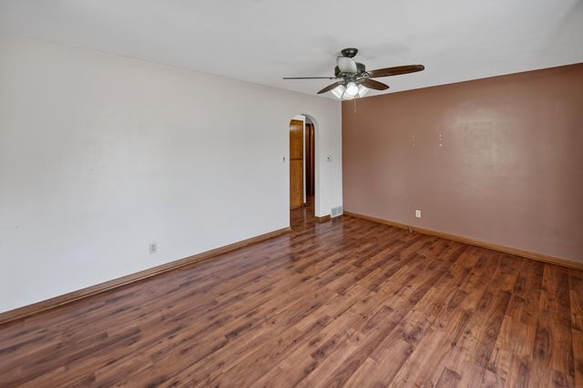 314 Leonard Avenue, Waterloo, IA 50703
