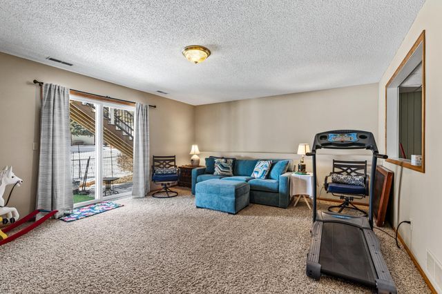 13898 56th Street N, Stillwater, MN 55082