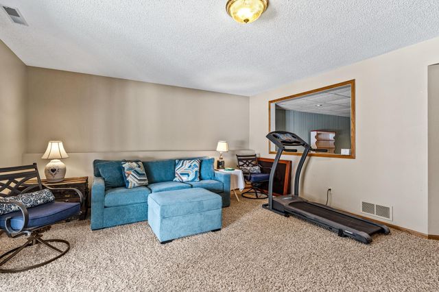 13898 56th Street N, Stillwater, MN 55082