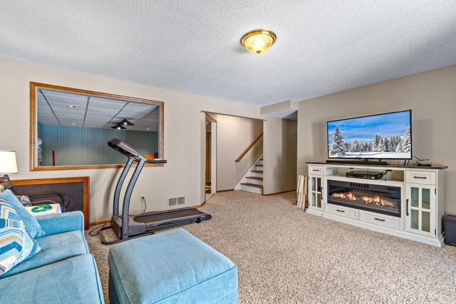 13898 56th Street N, Stillwater, MN 55082