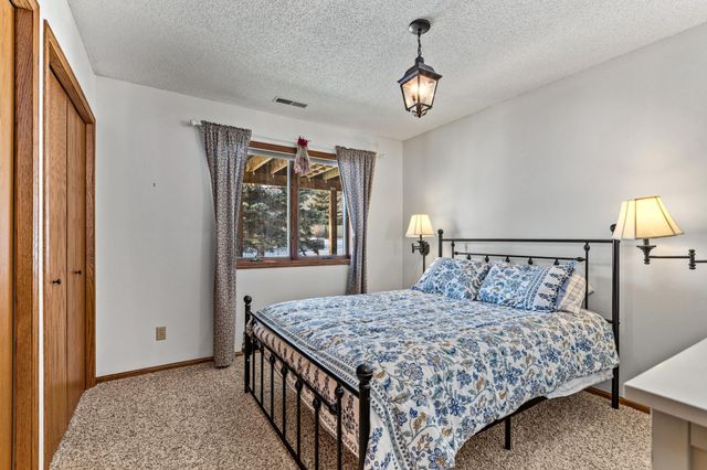 13898 56th Street N, Stillwater, MN 55082