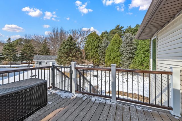 13898 56th Street N, Stillwater, MN 55082