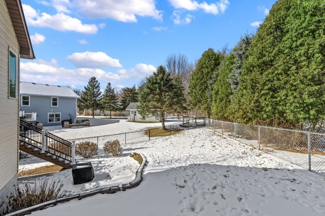 13898 56th Street N, Stillwater, MN 55082