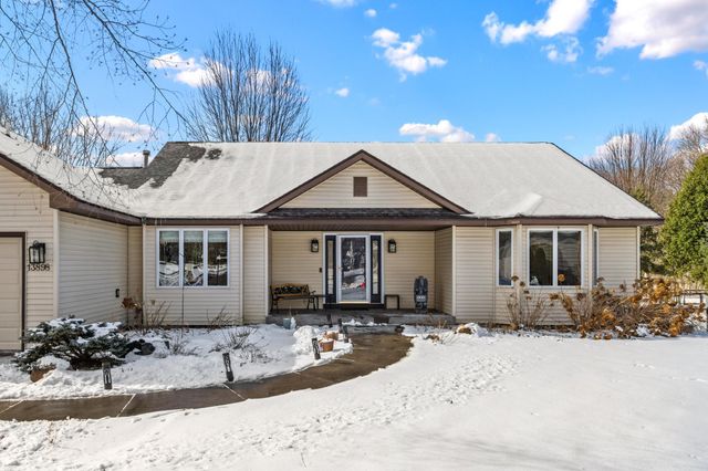 13898 56th Street N, Stillwater, MN 55082