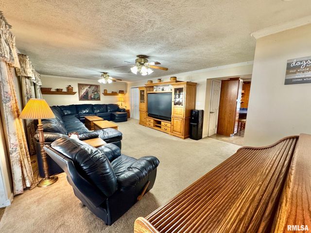 2817 N HARPER Terrace, Peoria, IL 61604