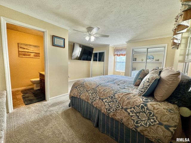 2817 N HARPER Terrace, Peoria, IL 61604