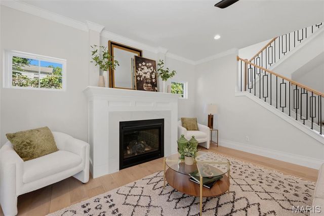 140 W Sarah Avenue, Kirkwood, MO 63122
