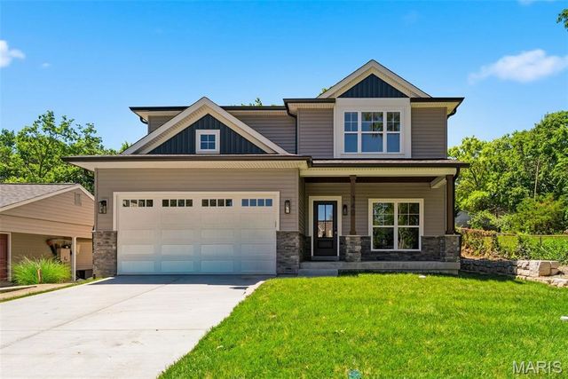 140 W Sarah Avenue, Kirkwood, MO 63122