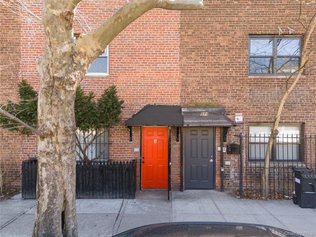 946 Gerard Avenue, Bronx, NY 10452