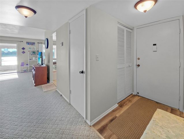 527 MIDWAY DRIVE B, Ocala, FL 34472