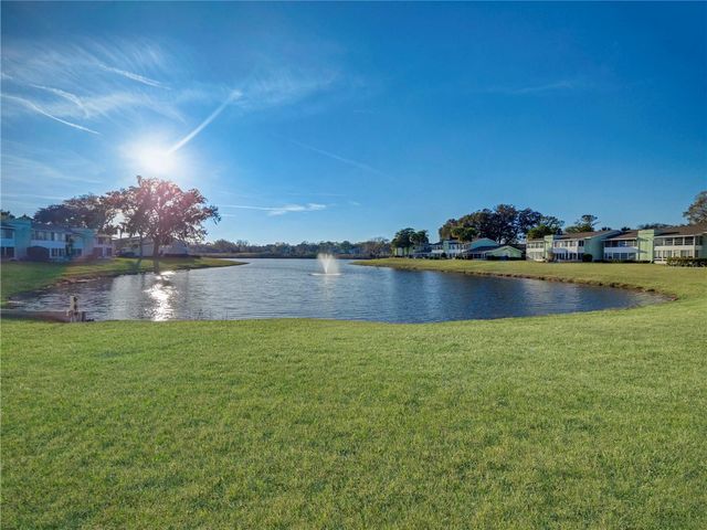 527 MIDWAY DRIVE B, Ocala, FL 34472