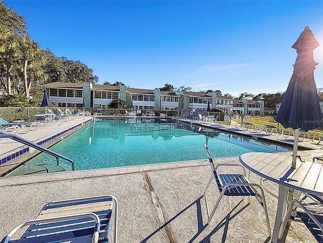 527 MIDWAY DRIVE B, Ocala, FL 34472