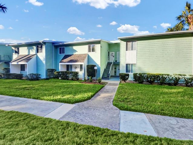 527 MIDWAY DRIVE B, Ocala, FL 34472