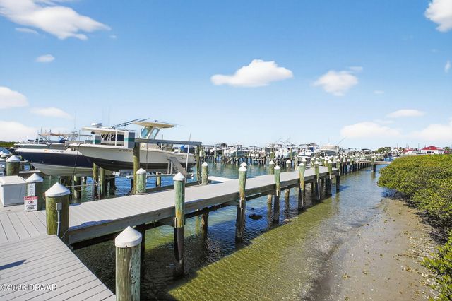 2700 N Peninsula Avenue, New Smyrna Beach, FL 32169