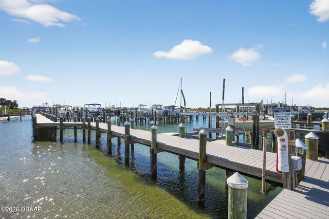 2700 N Peninsula Avenue, New Smyrna Beach, FL 32169