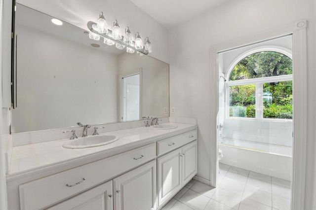 27994 Via Ventana Way, Los Altos, CA 94022