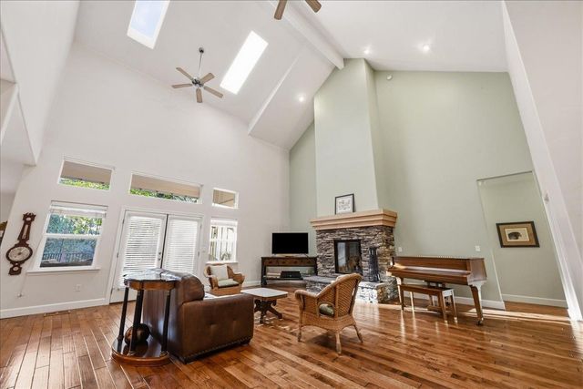 17467 Norlene Way, Grass Valley, CA 95949