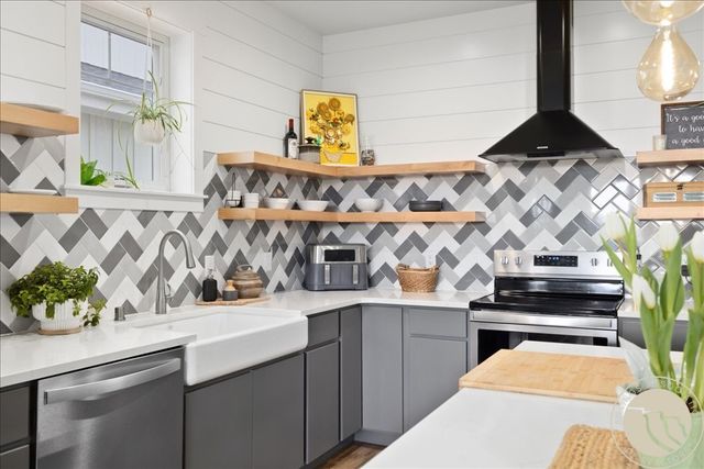 1918 Walter Creek Boulevard, Billings, MT 59101