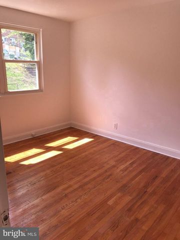 428 S CHAPEL GATE LN, Baltimore, MD 21229