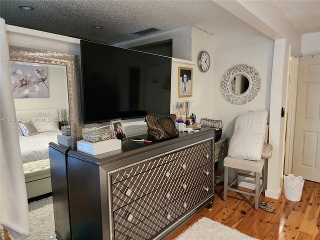 3301 Simms St 12B, Hollywood, FL 33021