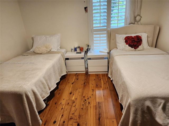 3301 Simms St 12B, Hollywood, FL 33021