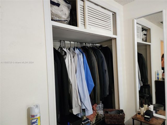 3301 Simms St 12B, Hollywood, FL 33021