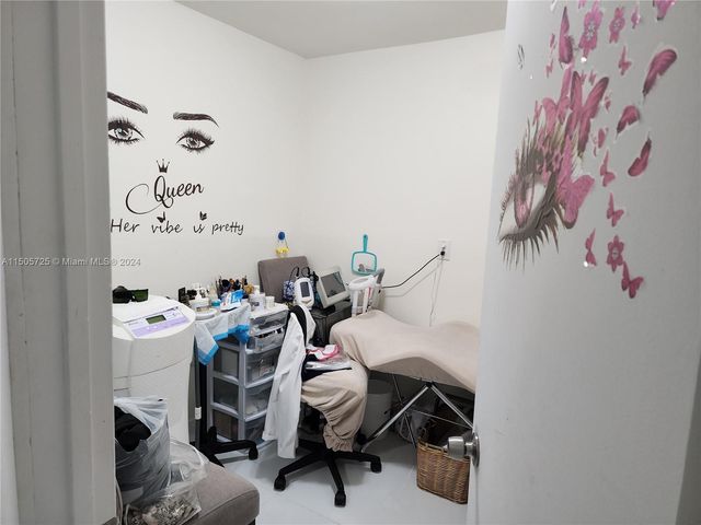 3301 Simms St 12B, Hollywood, FL 33021