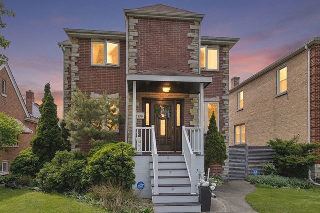 3328 N Plainfield Avenue, Chicago, IL 60634
