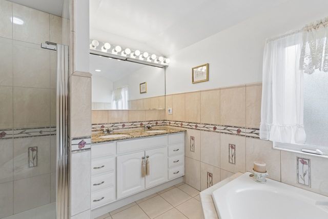 3328 N Plainfield Avenue, Chicago, IL 60634