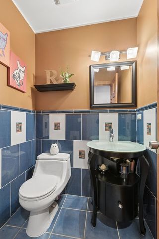 3328 N Plainfield Avenue, Chicago, IL 60634