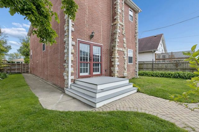 3328 N Plainfield Avenue, Chicago, IL 60634