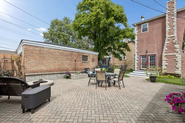 3328 N Plainfield Avenue, Chicago, IL 60634