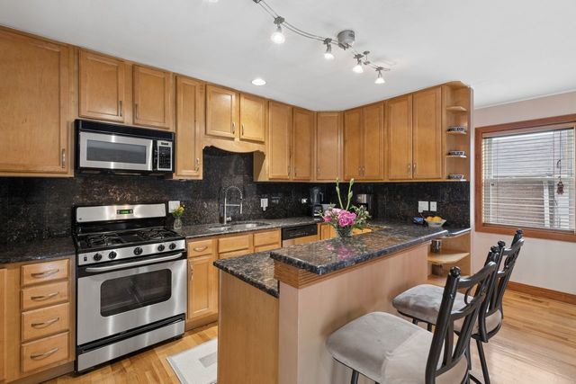 3328 N Plainfield Avenue, Chicago, IL 60634